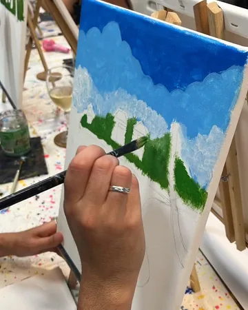 Co Art: pintura en uno de sus talleres